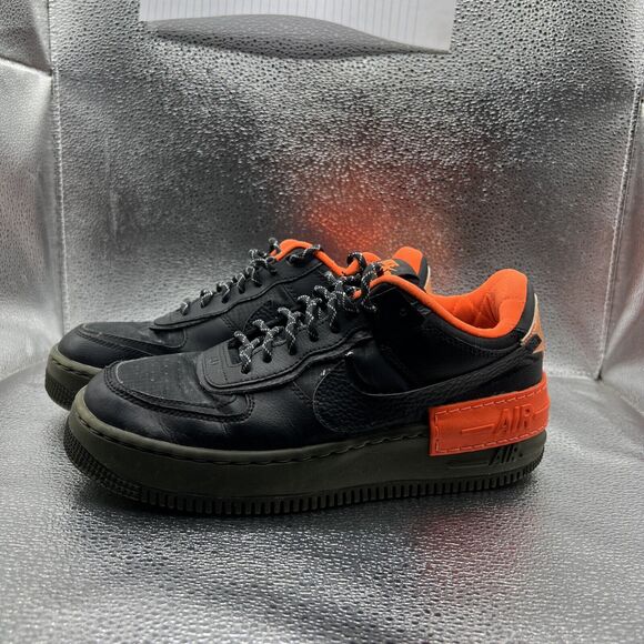 WMNS NIKE AIR FORCE 1 AF1 SHADOW SE BLACK HYPER CRIMSON SZ 8 [CQ3317-001] - Picture 1 of 8
